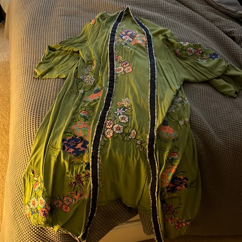 Cute green cardigan with colorful flowers